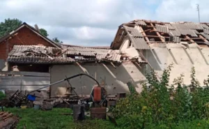 Пошкоджена будівля ТЦК у Коломиї після вибуху, кваліфікованого СБУ як теракт