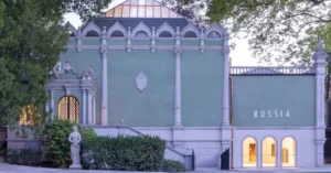 ЄС заблокує 2 млн євро для Венеційської бієнале через Росію