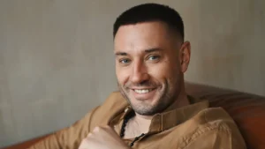 Андрей Кравченко: биография певца