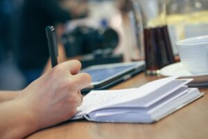 Скоромовки для дикції: тренування чіткої вимови для початківців і профі
