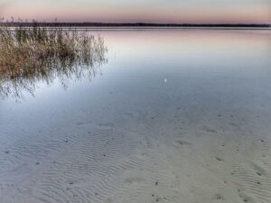 Біле озеро Рівне — унікальна гліцеринова перлина Полісся з цілющою водою