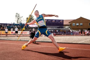 Артур Фельфнер змагається на чемпіонаті України з легкої атлетики