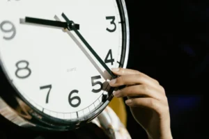 Чи переводять годинник в Європі у 2026 році