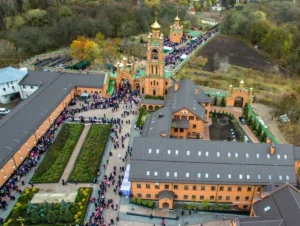 Монастир матінки Аліпії: духовний осередок Голосієва