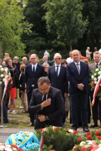 Посол України вшанував жертв Волинської трагедії у Варшаві