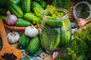 Малосольные огурцы на зиму: хруст, который держится месяцами