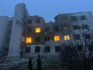 Росіяни скинули КАБи на центр Херсона: загинула жінка