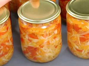 Салат из моркови на зиму: банки, которые потом открывают