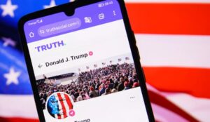 Трамп продаёт трейдерам ранний доступ к постам в Truth Social