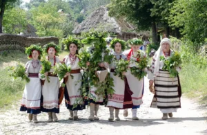 Зелена неділя: традиції, значення і як святкують в Україні